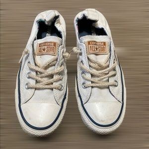 Women’s Chuck Taylor (Converse)